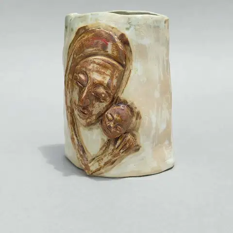 Mother and child relief vessel, third view