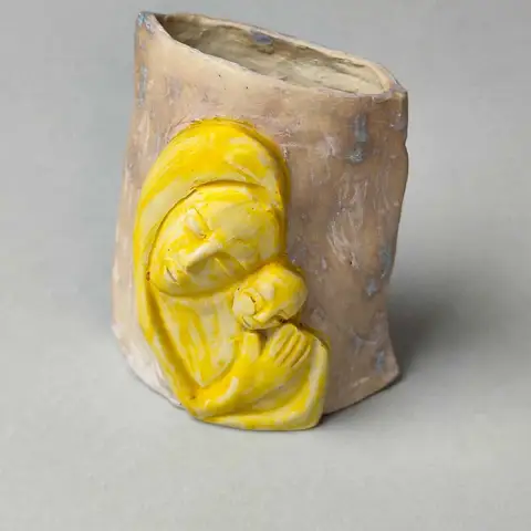 Mother and child relief vessel, yellow glaze variant