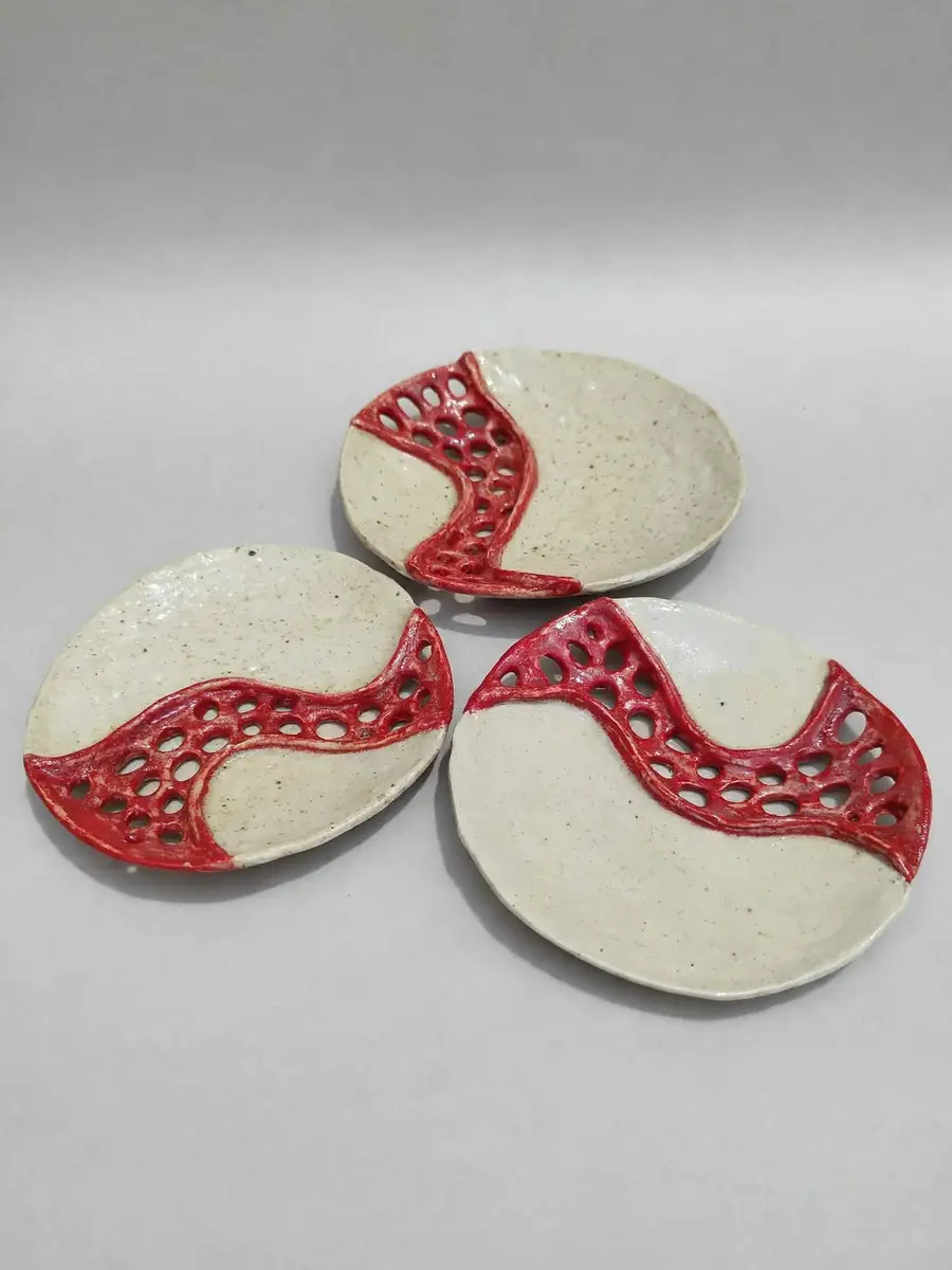Red Lattice Trio Plates, three perforated plates